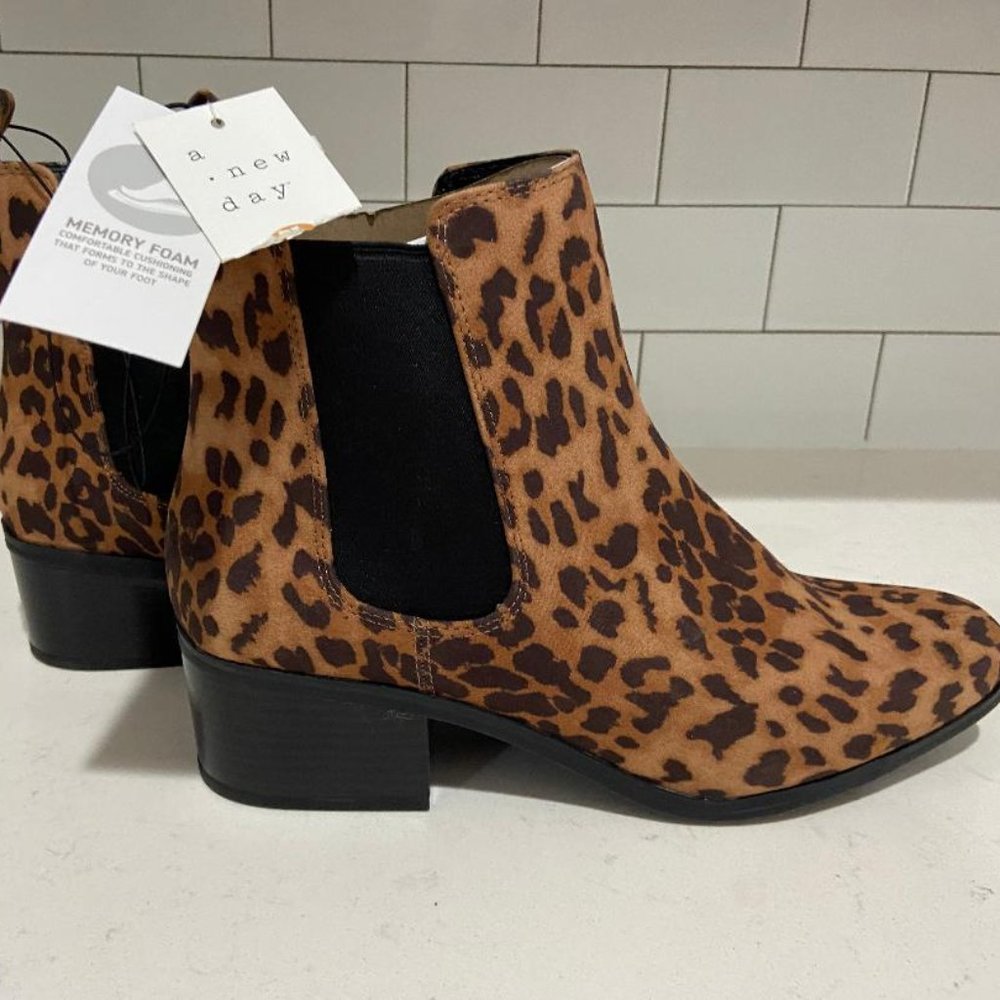 NWT Women's Leopard Ankle Boots - Universal Thread